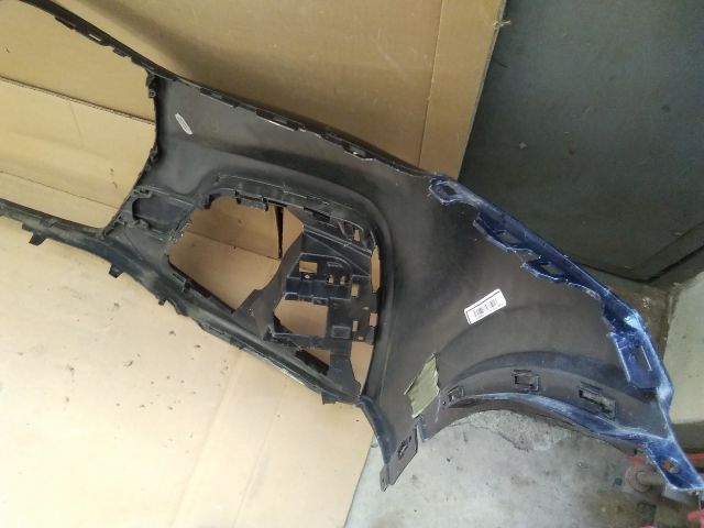 bontott AUDI Q5 Első Lökhárító (Üresen)