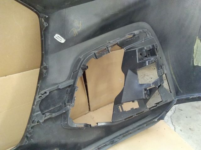 bontott AUDI Q5 Első Lökhárító (Üresen)