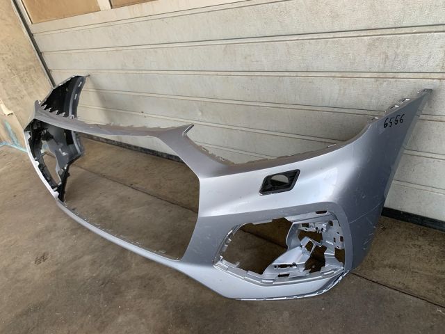 bontott AUDI Q5 Első Lökhárító (Üresen)