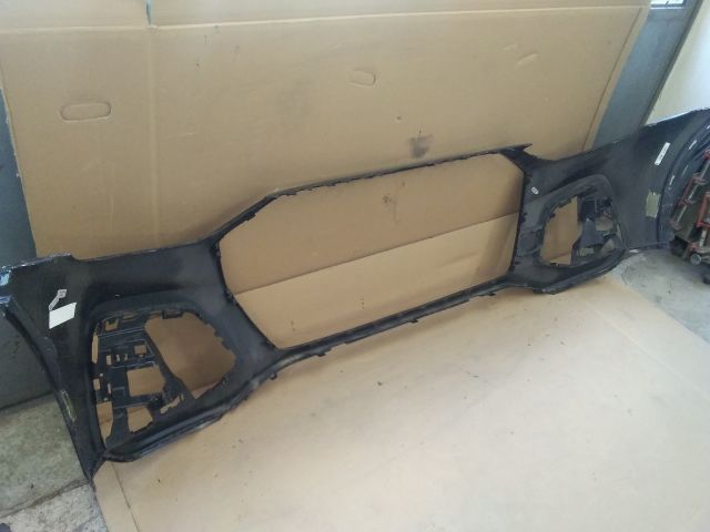 bontott AUDI Q5 Első Lökhárító (Üresen)