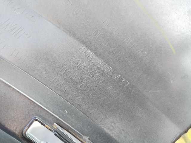 bontott AUDI Q5 Első Lökhárító (Üresen)