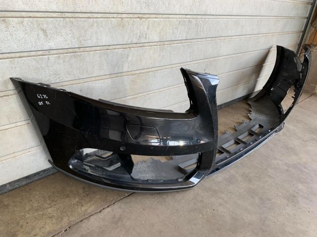 bontott AUDI Q5 Első Lökhárító (Üresen)