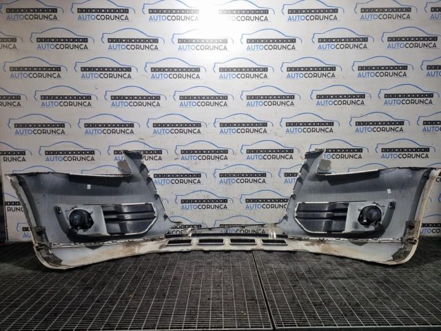 bontott AUDI Q5 Első Lökhárító (Üresen)