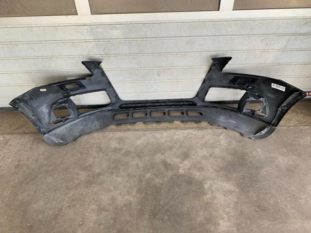 bontott AUDI Q5 Első Lökhárító (Üresen)