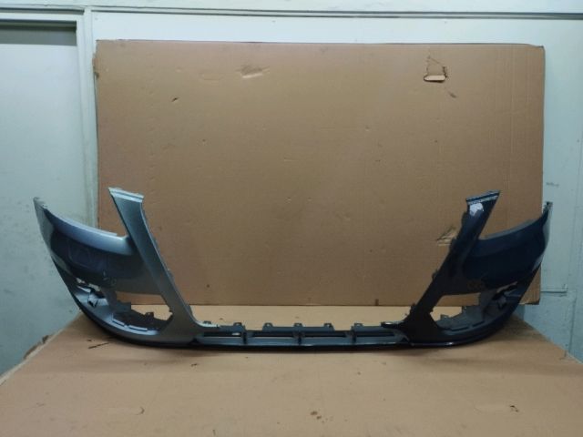 bontott AUDI Q5 Első Lökhárító (Üresen)