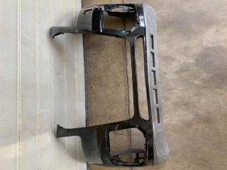 bontott AUDI Q5 Első Lökhárító (Üresen)