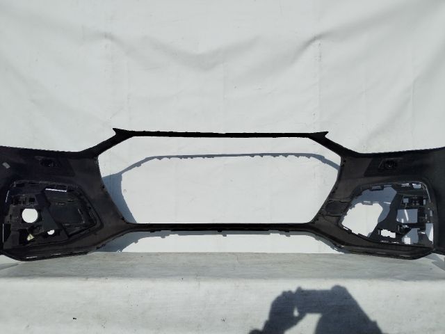 bontott AUDI Q5 Első Lökhárító (Üresen)