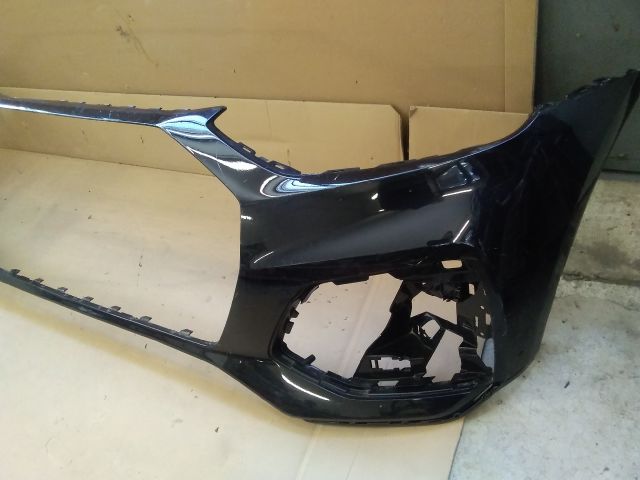 bontott AUDI Q5 Első Lökhárító (Üresen)