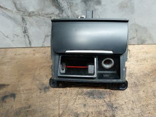 bontott AUDI Q5 Első Tároló Rekesz