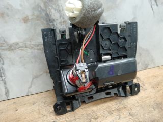 bontott AUDI Q5 Első Tároló Rekesz