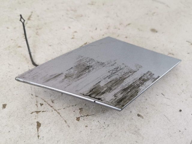 bontott AUDI Q5 Első Vonószem Burkolat