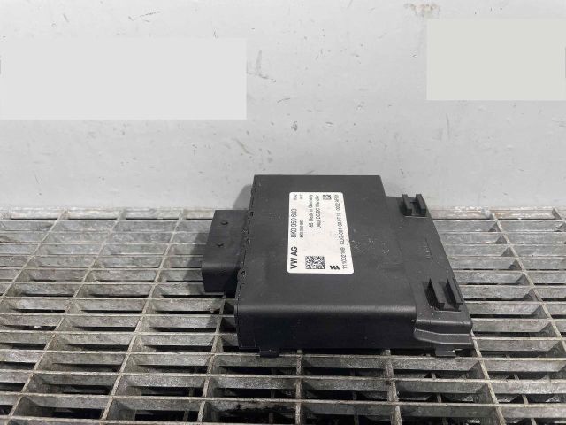 bontott AUDI Q5 Feszültségszabályzó