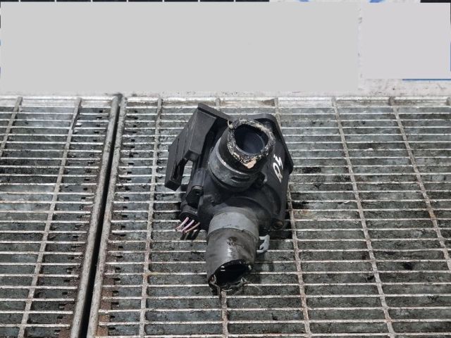 bontott AUDI Q5 Fűtéscsap