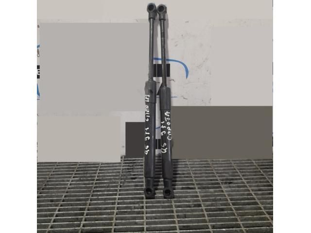 bontott AUDI Q5 Gázrugós Kitámasztó Teleszkóp Motorháztető