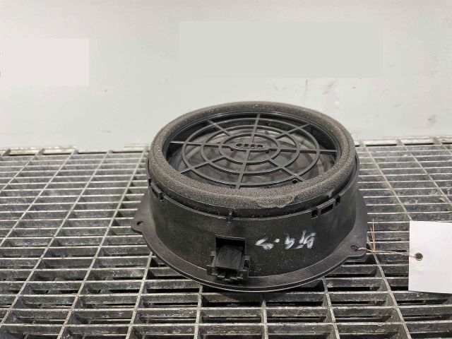 bontott AUDI Q5 Hangszóró (Pozíciófüggetlen)