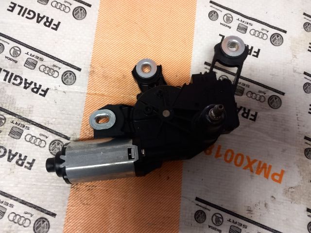 bontott AUDI Q5 Hátsó Ablaktörlő Motor