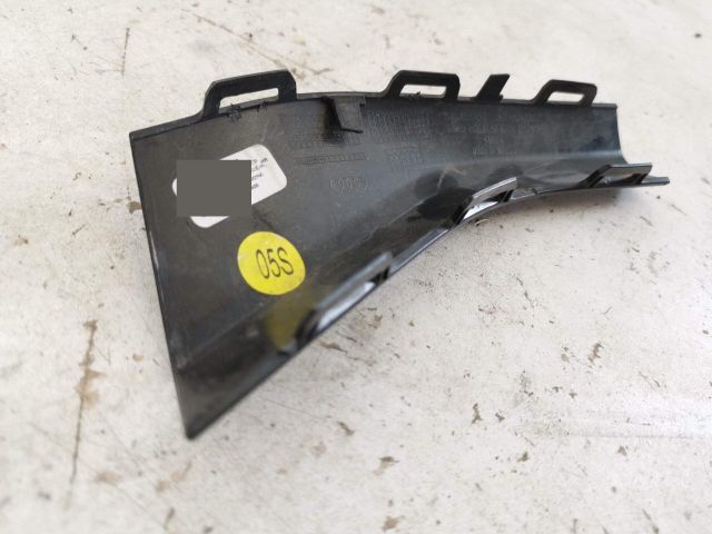 bontott AUDI Q5 Hátsó Lökhárító Díszléc