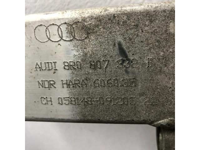 bontott AUDI Q5 Hátsó Lökhárító Merevítő (Fém)