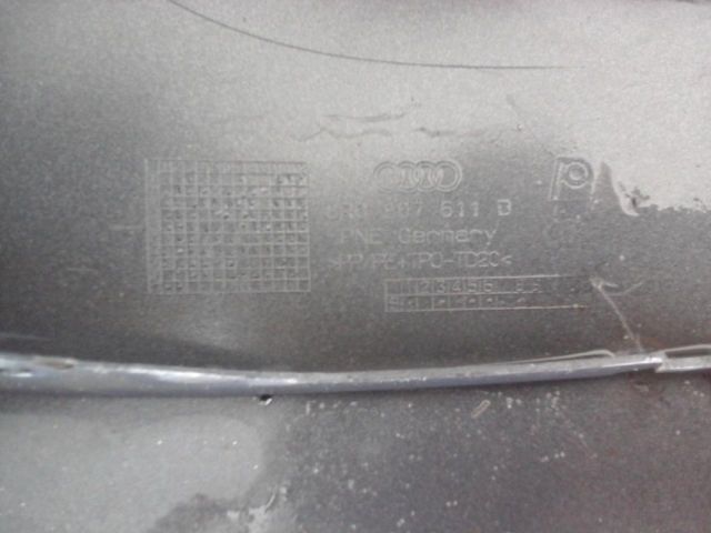 bontott AUDI Q5 Hátsó Lökhárító (Üresen)