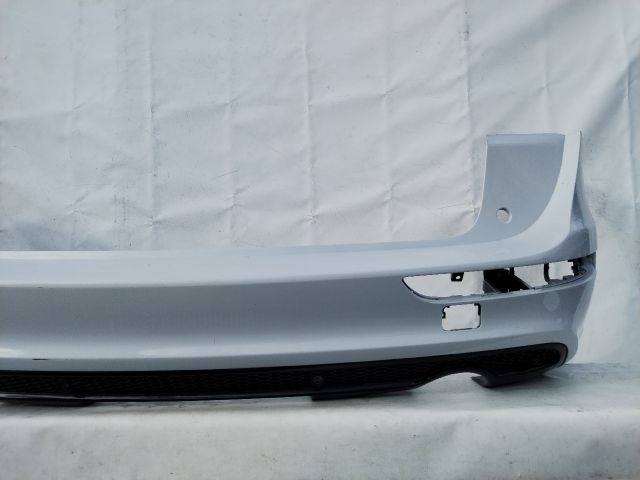 bontott AUDI Q5 Hátsó Lökhárító (Üresen)