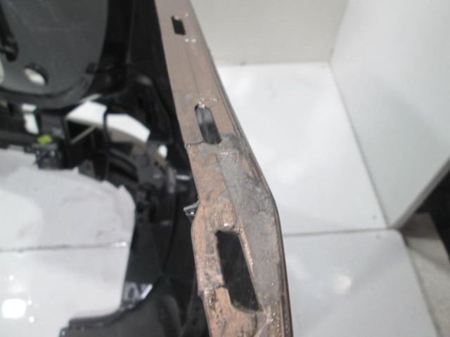 bontott AUDI Q5 Hátsó Lökhárító (Üresen)