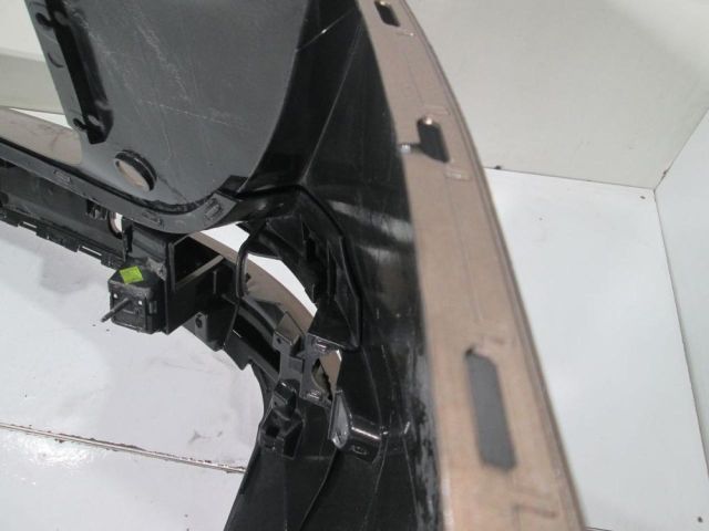 bontott AUDI Q5 Hátsó Lökhárító (Üresen)