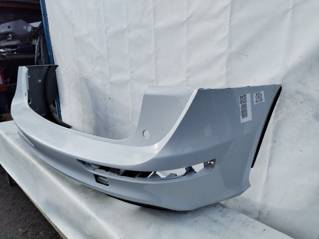 bontott AUDI Q5 Hátsó Lökhárító (Üresen)