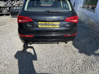 bontott AUDI Q5 Hátsó Lökhárító (Üresen)