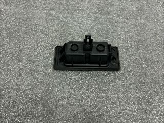 bontott AUDI Q5 Hátsó Rendszámtábla Világítás