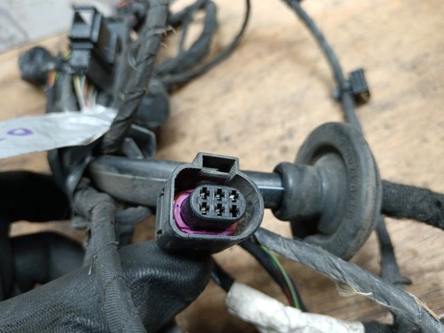 bontott AUDI Q5 Hátsó Tolatóradar Szett