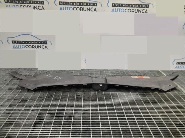 bontott AUDI Q5 Homlokfal Burkolat