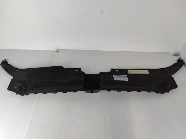 bontott AUDI Q5 Homlokfal Burkolat