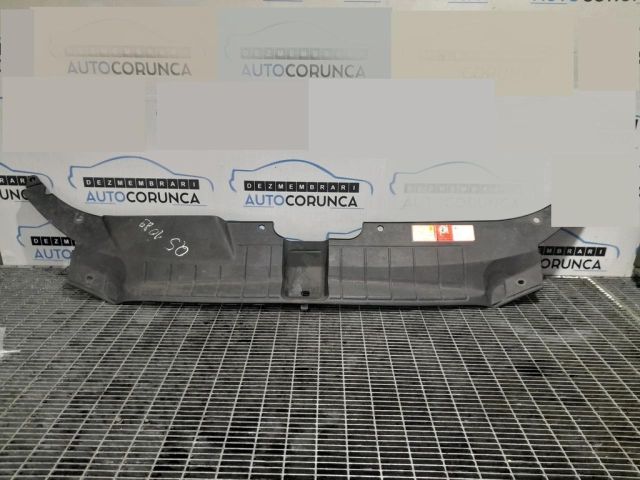 bontott AUDI Q5 Homlokfal Burkolat