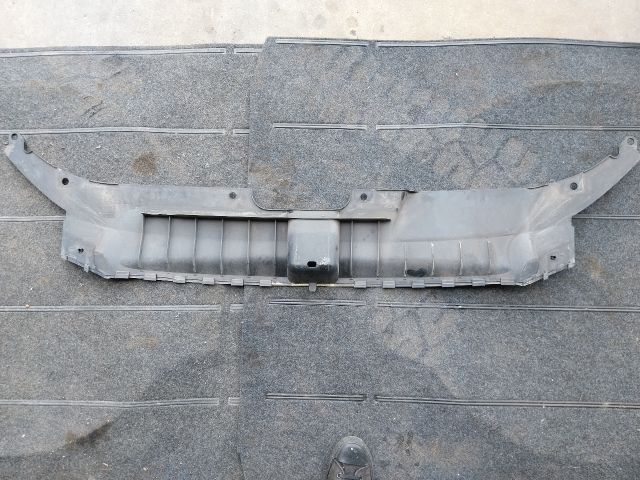 bontott AUDI Q5 Homlokfal Burkolat