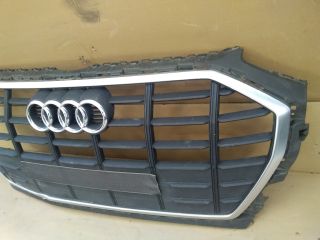 bontott AUDI Q5 Hűtőrács