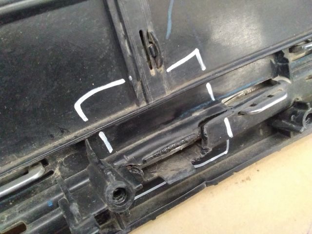 bontott AUDI Q5 Hűtőrács