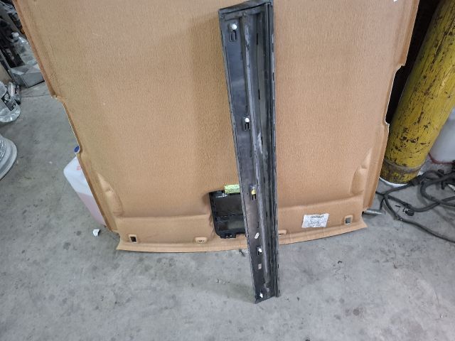 bontott AUDI Q5 Jobb első Ajtó Díszléc