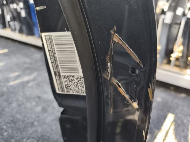 bontott AUDI Q5 Jobb első Ajtó (Üres lemez)