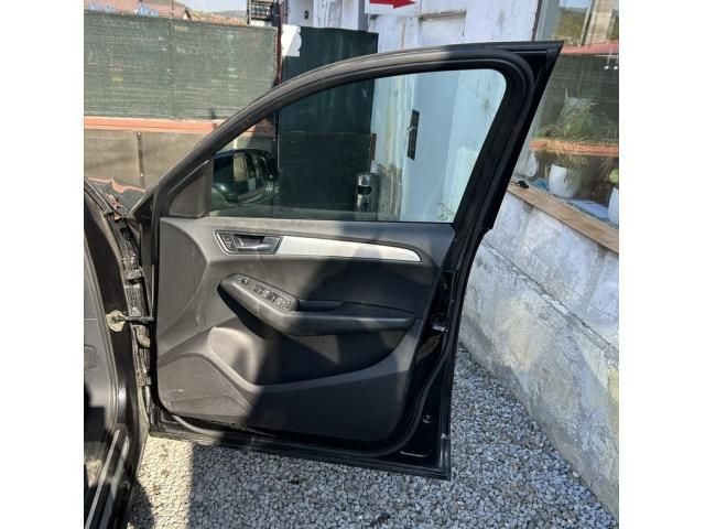 bontott AUDI Q5 Jobb első Ajtó (Üres lemez)