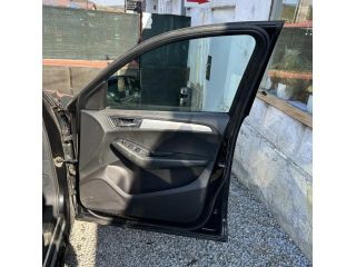 bontott AUDI Q5 Jobb első Ajtó (Üres lemez)