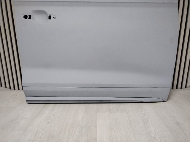 bontott AUDI Q5 Jobb első Ajtó (Üres lemez)