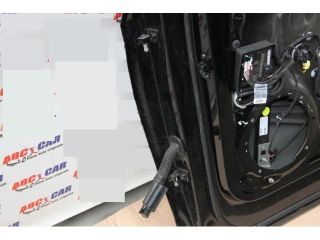 bontott AUDI Q5 Jobb első Ajtóhatároló