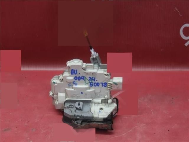 bontott AUDI Q5 Jobb első Ajtózár