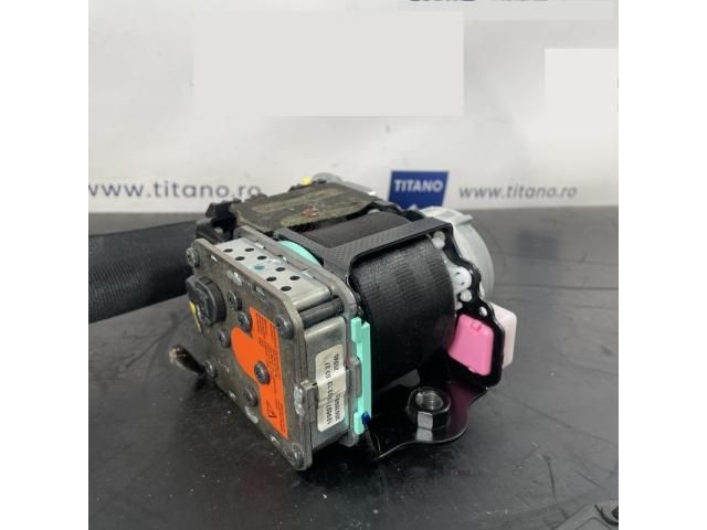 bontott AUDI Q5 Jobb első Biztonsági Öv