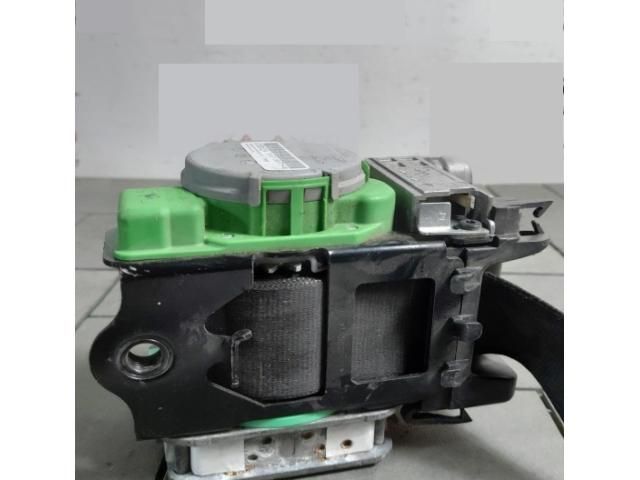 bontott AUDI Q5 Jobb első Biztonsági Öv