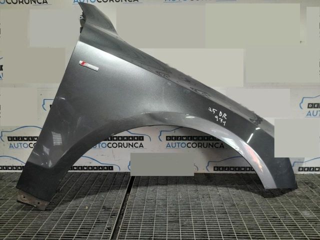 bontott AUDI Q5 Jobb első Sárvédő