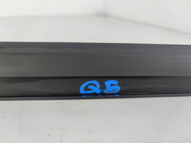 bontott AUDI Q5 Jobb első Vízlehúzó Gumicsík