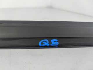 bontott AUDI Q5 Jobb első Vízlehúzó Gumicsík