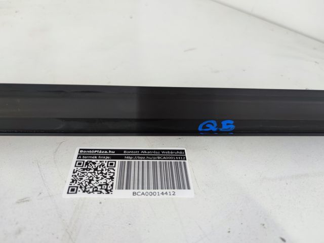 bontott AUDI Q5 Jobb első Vízlehúzó Gumicsík