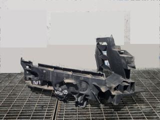 bontott AUDI Q5 Jobb Fényszóró Tartó